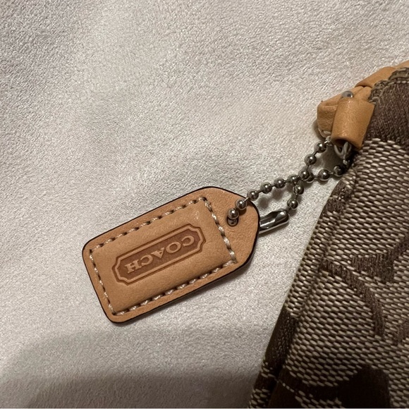 new coach wallet without ticket - Picture 2 of 5